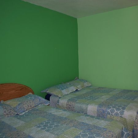 Blanquita Guesthouse Manuel F. Martinez Luaran gambar