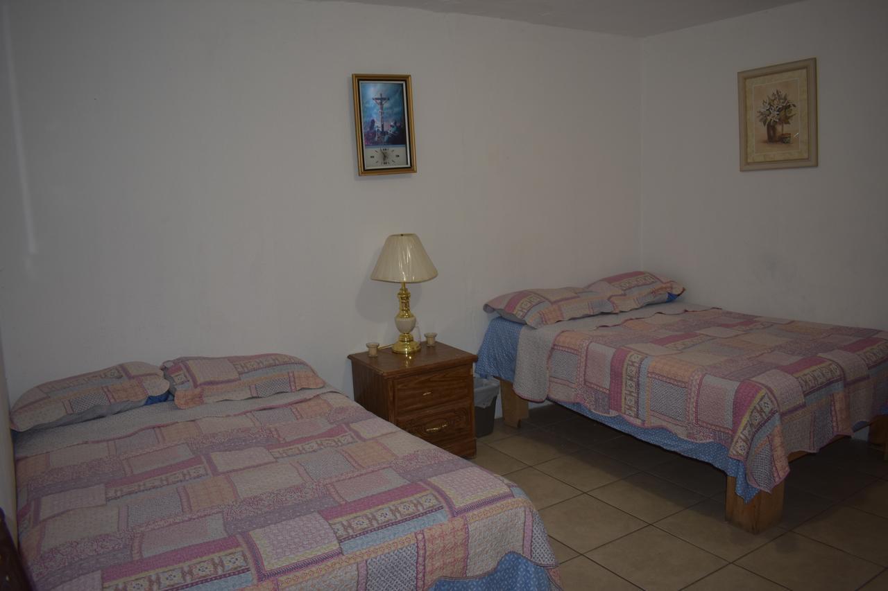 Blanquita Guesthouse Manuel F. Martinez Luaran gambar
